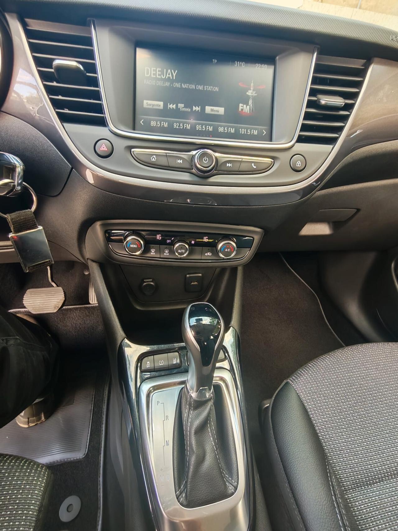Opel Crossland Crossover 1.5 ecotec Elegance 120cv at6
