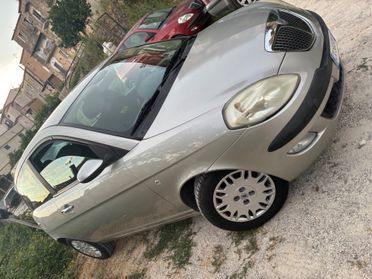 Lancia Ypsilon 1.2 16V Argento