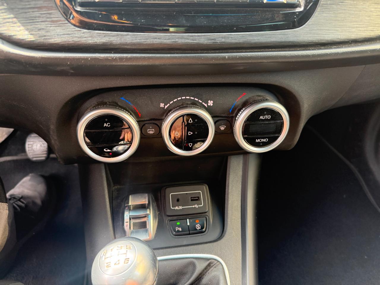 Alfa Romeo Giulietta 1.6 JTDm 120 CV Super Launch Edition