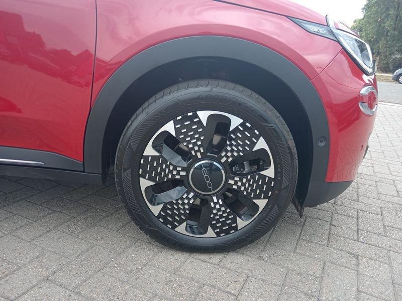 FIAT 600 1.2 Hybrid 110cv La Prima