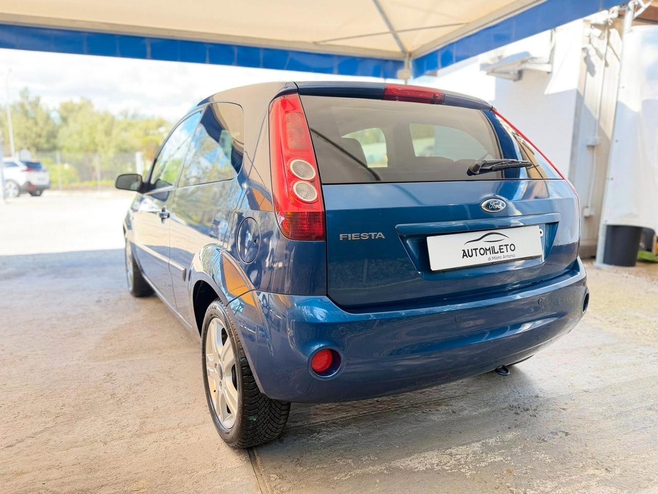 Ford Fiesta 1.2 16V 3p. Ghia