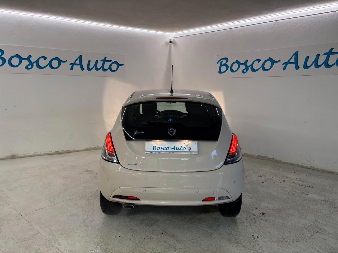 Lancia Ypsilon 5 Porte Ypsilon 1.2 Gold 69cv my16