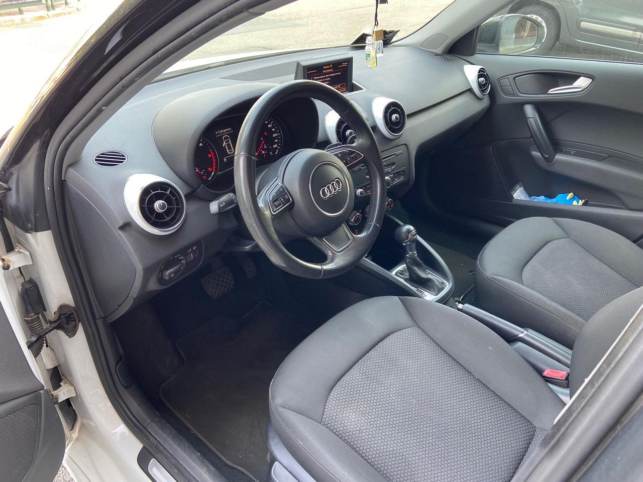 Audi A1 S Line Edition 1.6 TDI #10493