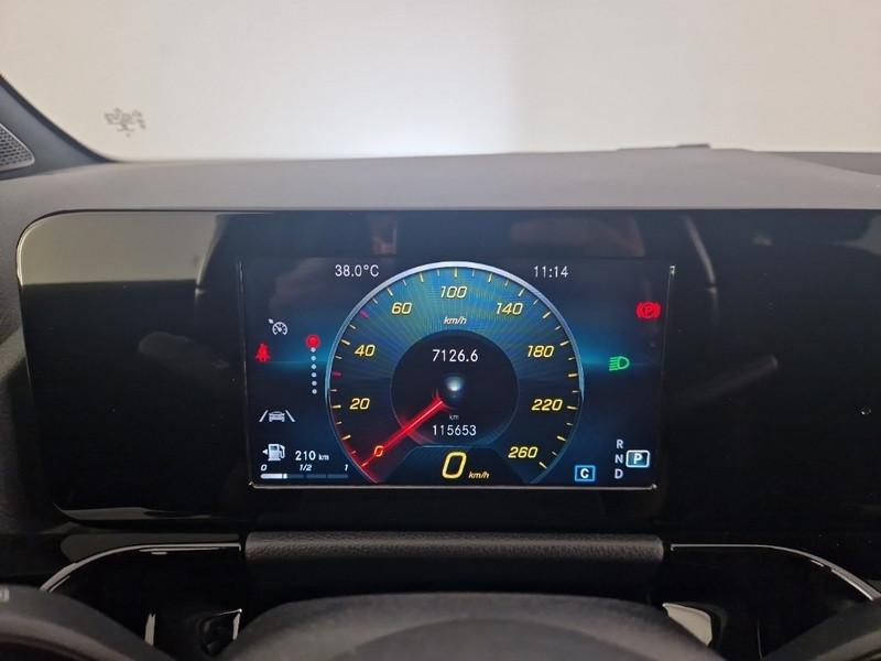 MERCEDES-BENZ GLA 200 d Automatic Sport Plus