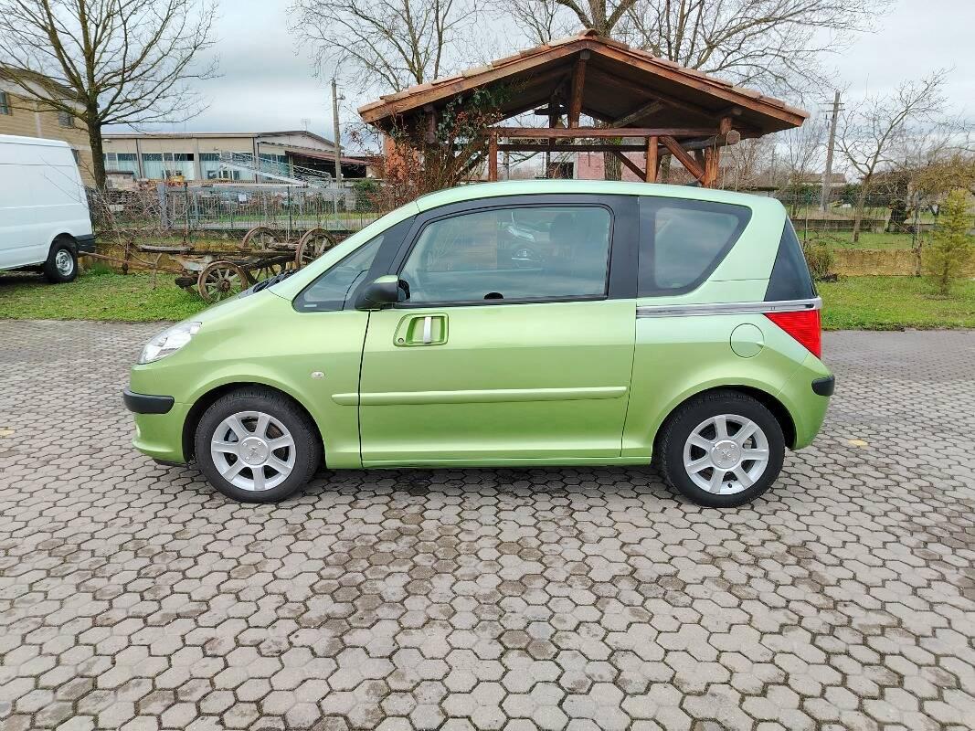 Peugeot 1007 1.4 hdi Trendy