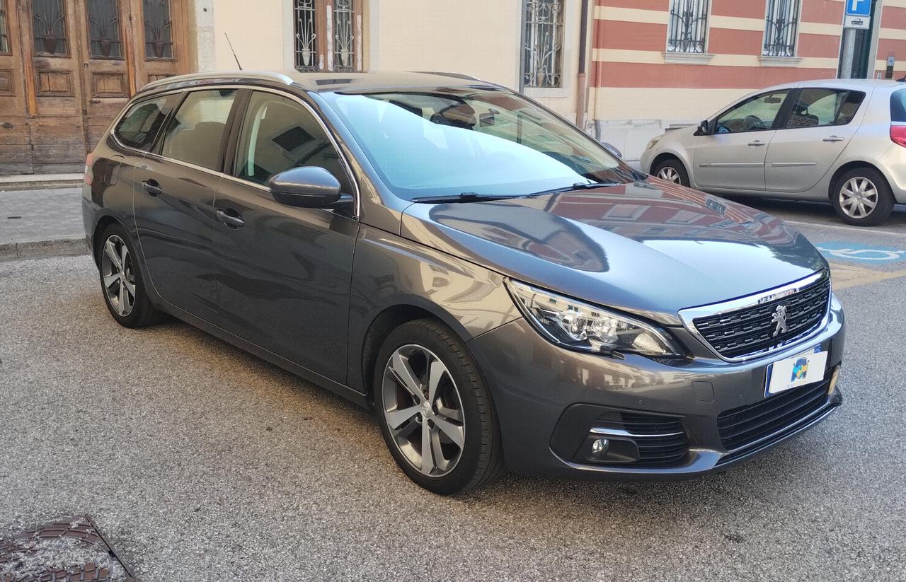 Peugeot 308 BlueHDi 130 S&S SW Allure