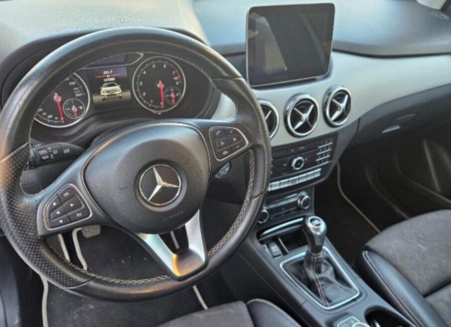 Mercedes-benz B 180 PREMIUM 122CV 5P