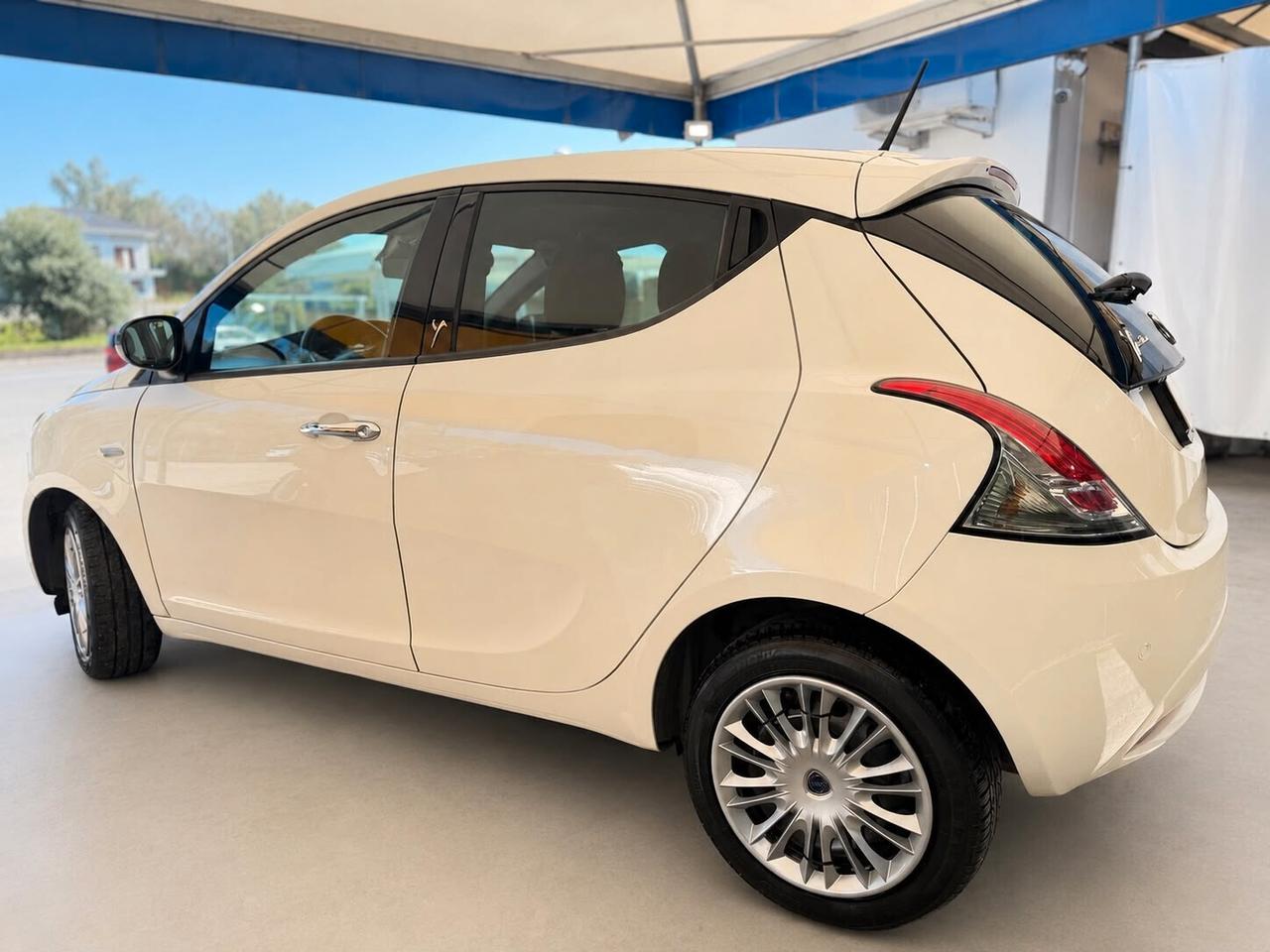 Lancia Ypsilon 1.3 MJT 16V 95 CV 5 porte S&S Platinum