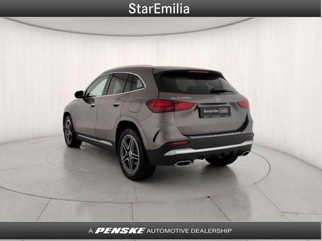 Mercedes-Benz GLA 250 GLA 250 e hybrid EQ AMG Line Premium Plus