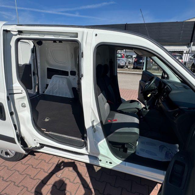 FIAT Doblo 1.6 Mjet 105cv PC-TN CARGO LOUNGE 3 POSTI