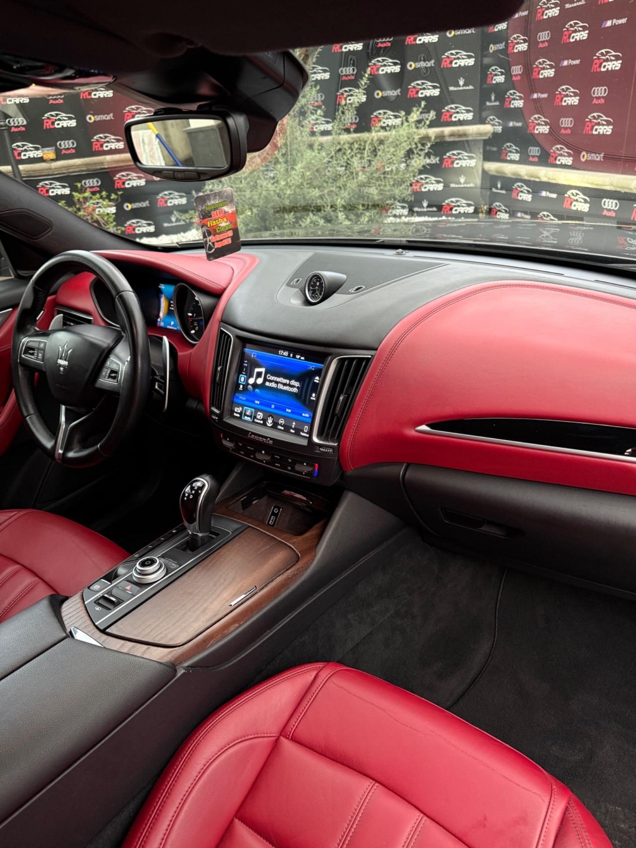 Maserati Levante V6 Diesel 275 CV AWD