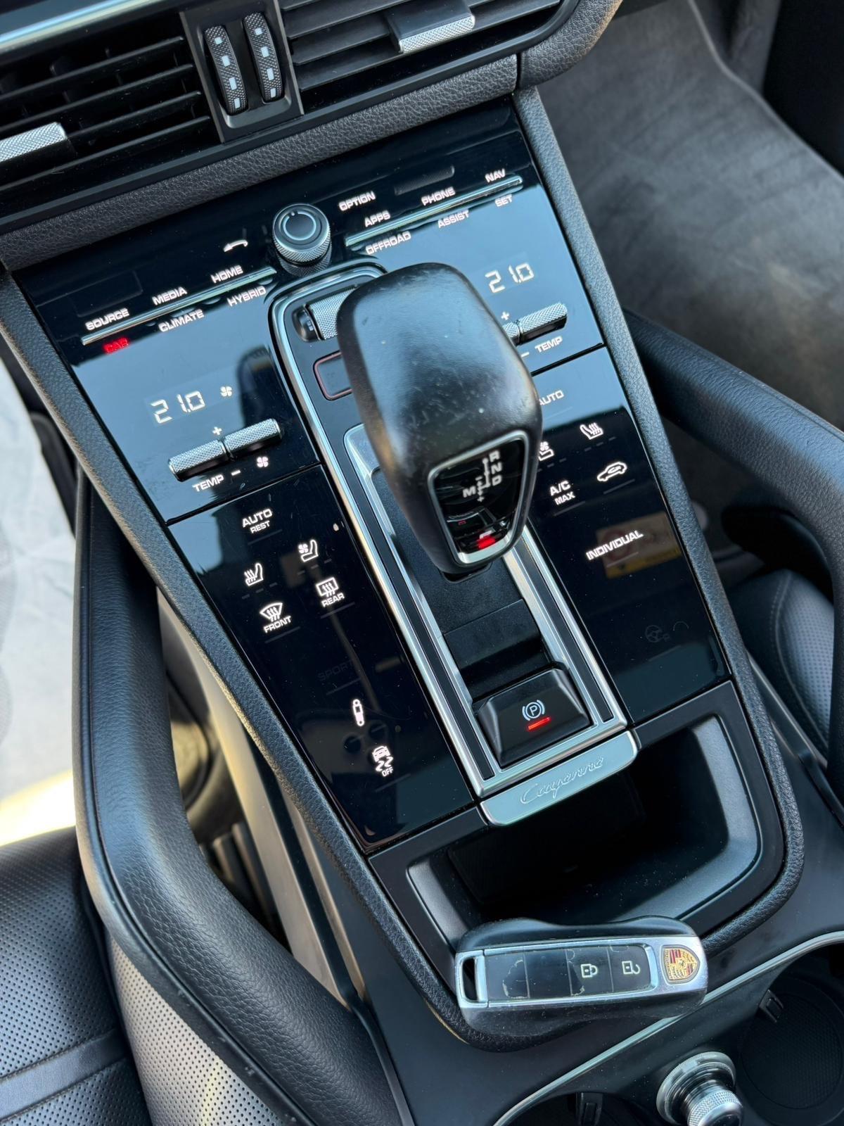 Porsche Cayenne 3.0v6 Hybrid 462cv full optional