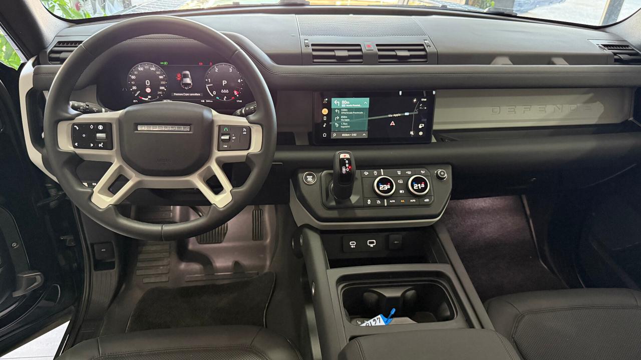 Land Rover Defender 110 3.0D AUTOCARRO N1