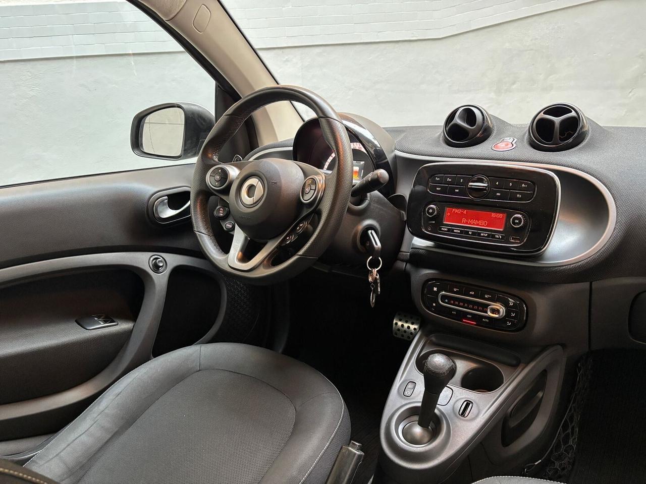 SMART FORTWO 1.0 - 70 CV