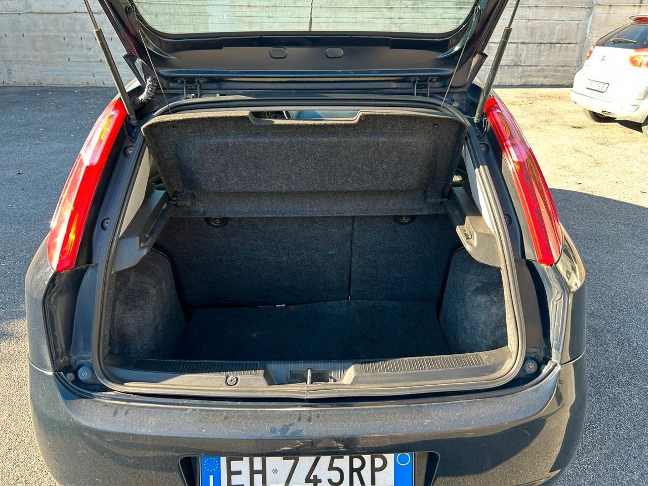 Fiat Grande Punto 1.3MJT 75 5p.Van Actual 4pt