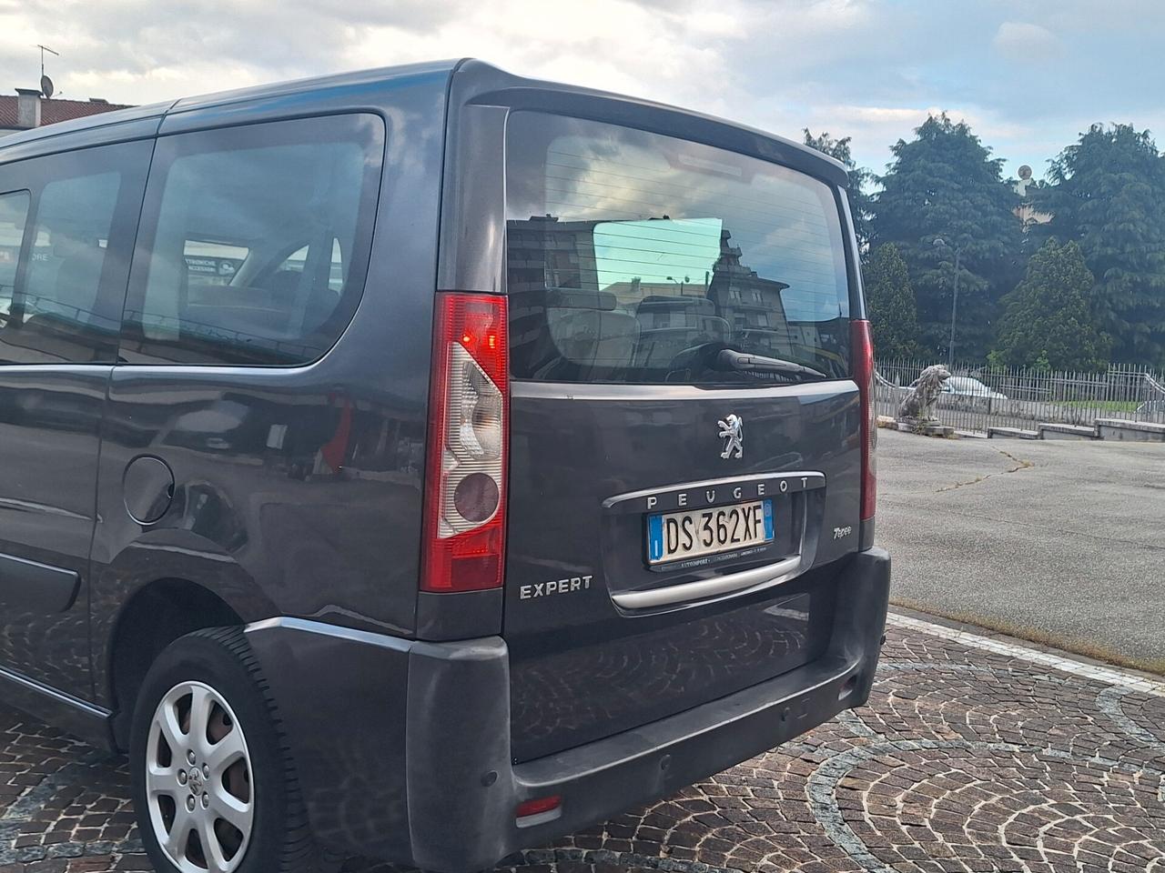 Peugeot Expert 2.0 HDi 120CV PC-TN 10Q Furgone Vetrato Affaire