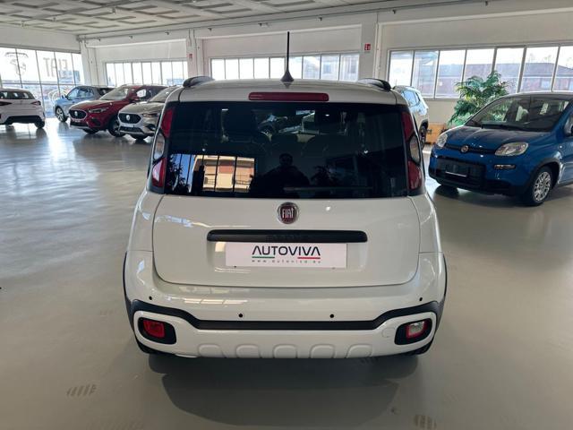 FIAT Panda 1.0 FireFly S&S Hybrid Pandina