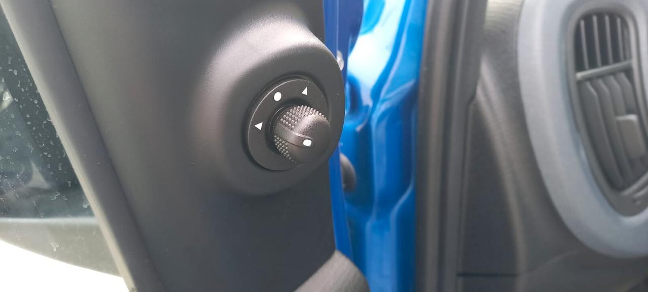Fiat Panda cc. 1.000 Benzina-Elettrica (Ibrida) 70 CV. 5 Porte 5 Posti Euro 6ETEMP Temp KM. 0 Utilizzabile anche per i Neopatentati.