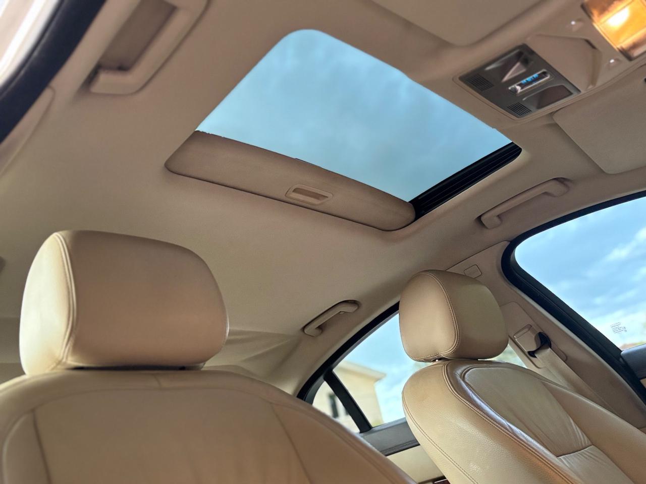 Jaguar XF 2.7D V6 Premium Luxury