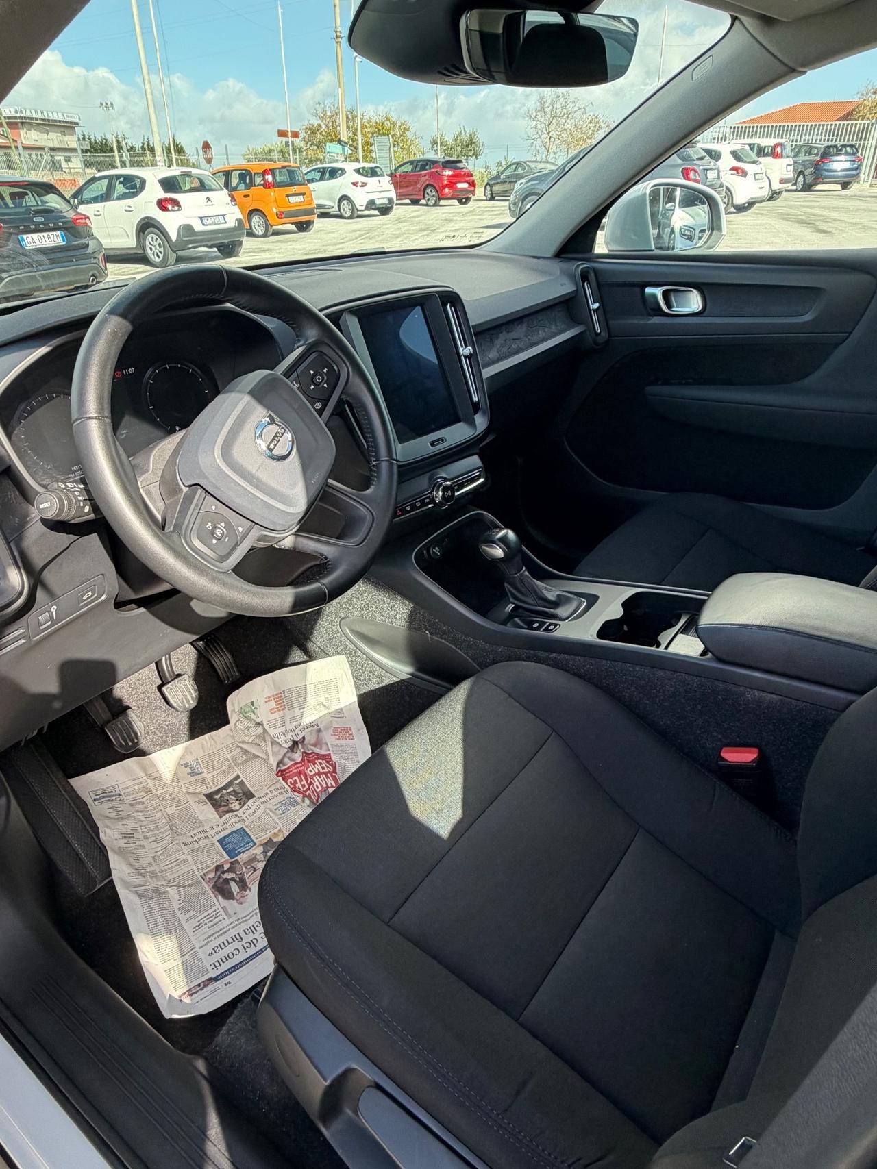 Volvo XC40 D3 AWD Momentum Core