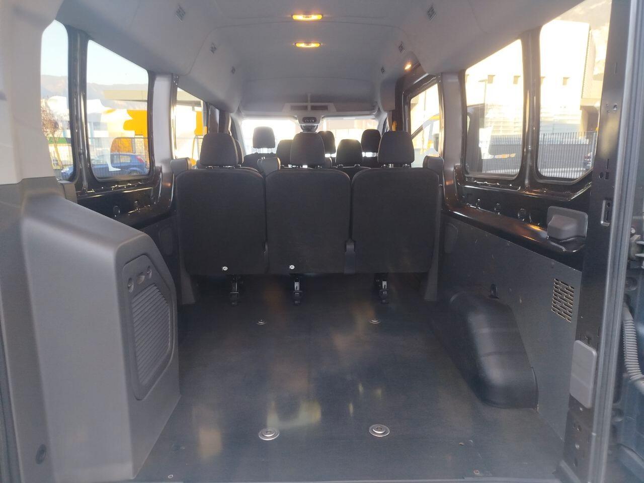 Ford Transit 350 2.0TDCi EcoBlue MHEV 170CV PL-TM Combi Trail