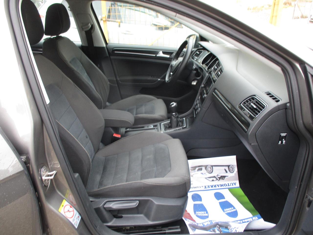 Volkswagen Golf 1.6 TDI 5p. Highline MOLTO BELLA 2014