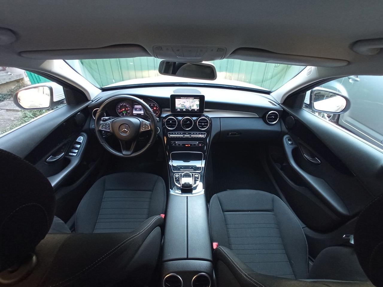 Mercedes-benz C 200d S.W.Business *39.000 KM*