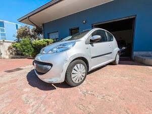Peugeot 107 1.0 68CV UNICO P. SOLO 25MILA KM!!!!!!!!!!!!