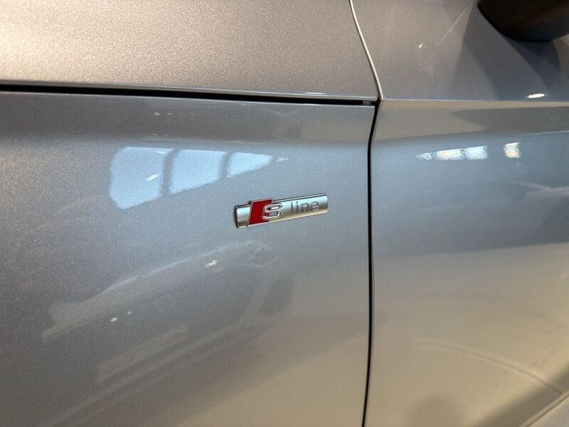 Audi Q5 40 2.0 tdi mhev 12V S line quattro s-tronic 204cv