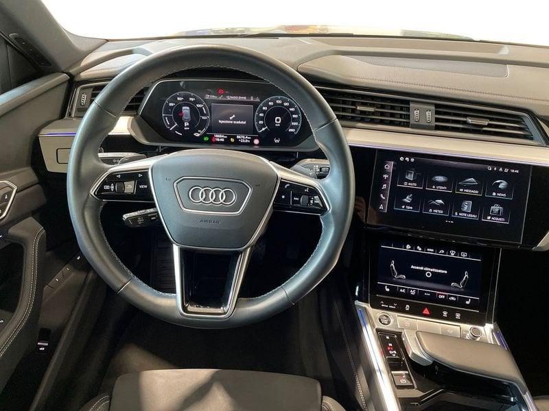 Audi Q8 e-tron Audi Q8 50 e-tron quattro