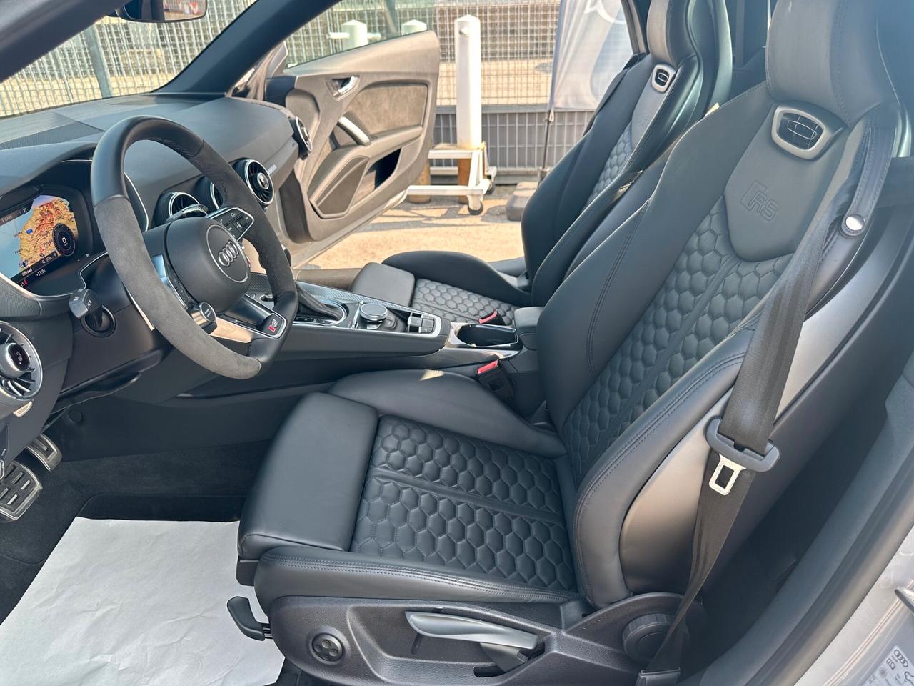 Audi TT RS Roadster 2.5 TFSI quattro S tronic/KM DOC. STUPENDA!!!!