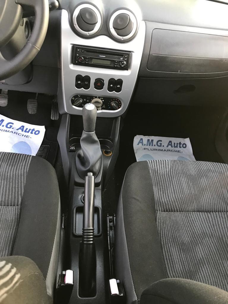Dacia Sandero 1.4 8V GPL 75 CV 55 KW Lauréate