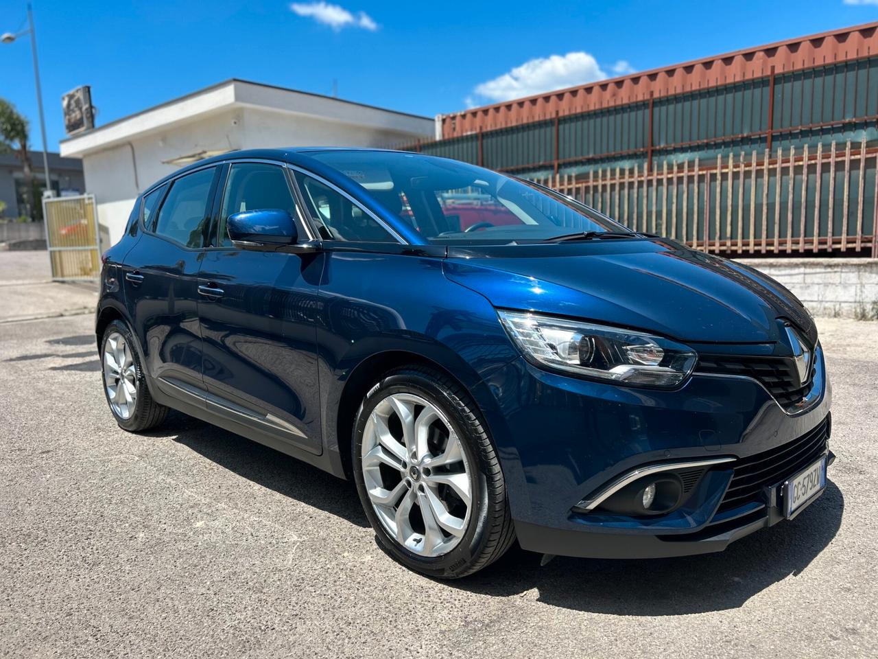 Renault Scenic Scénic Blue dCi 120 CV EDC Initiale Paris