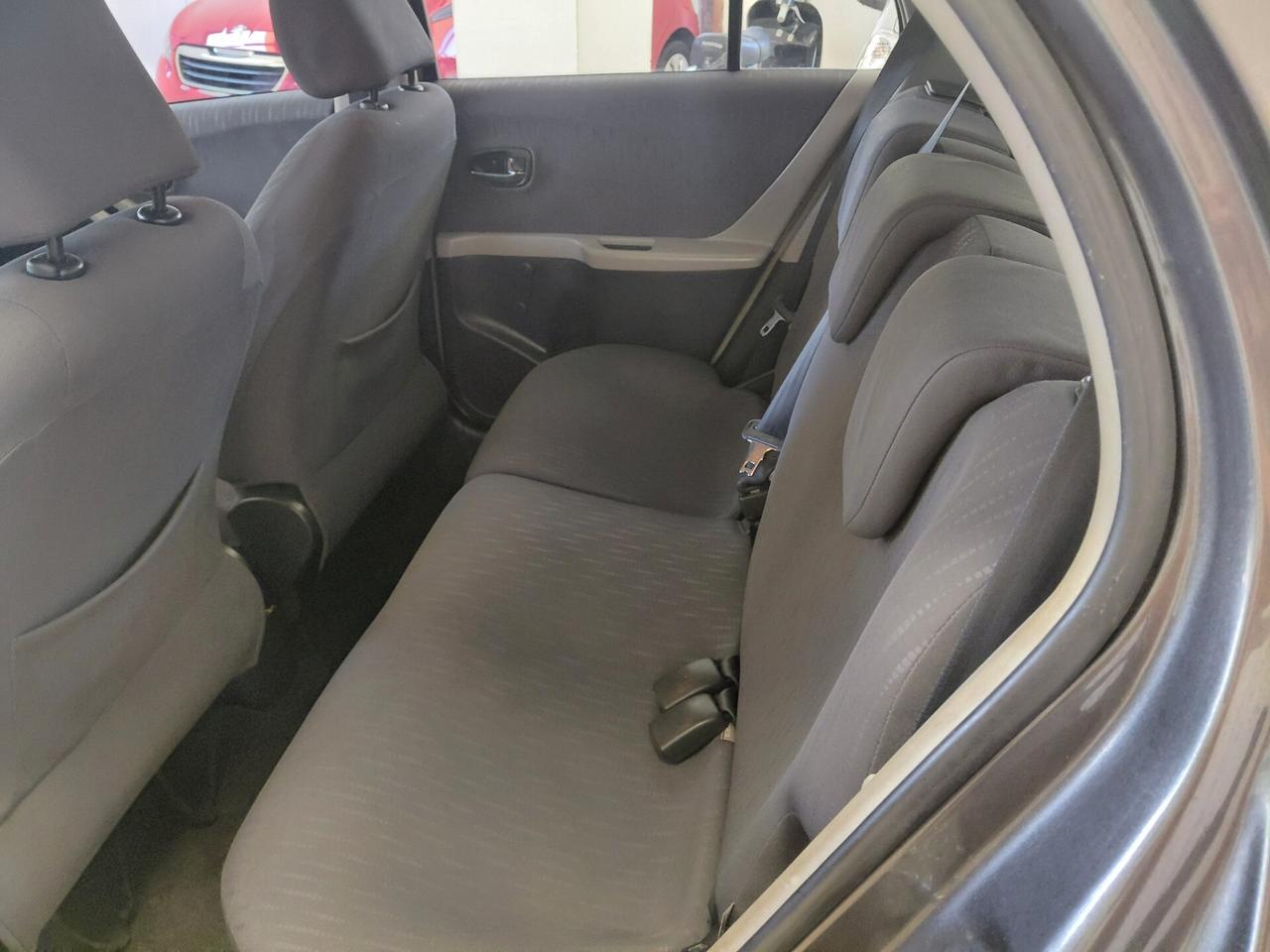 TOYOTA YARIS ANNO 2009 DS 1.4 ADATTA NEOPATENTATI KM 180 MILA