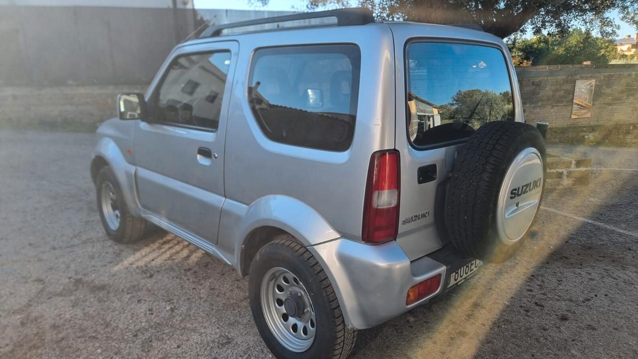 Suzuki Jimny 1.3i 16V cat 4WD JLX