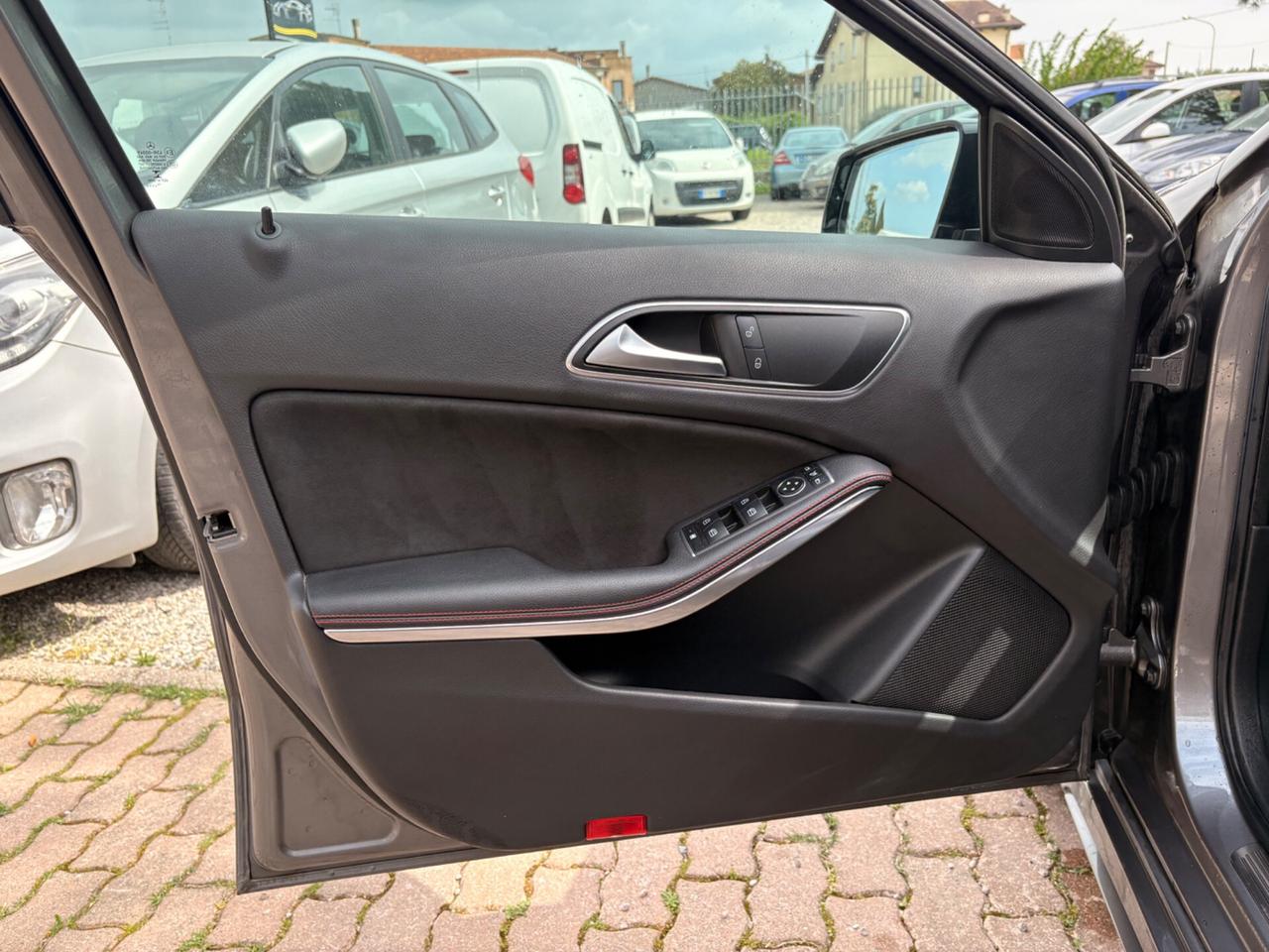 Mercedes-benz A 180 CDI Automatic Premium AMG