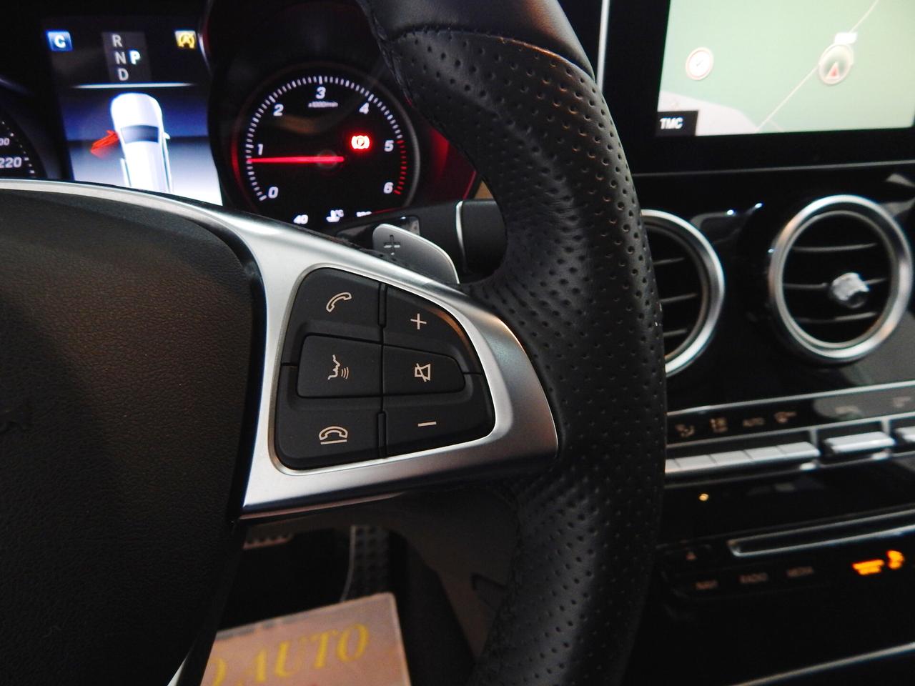 Mercedes-Benz GLC 220 d Premium AMG 4matic Aut. TETTO-NAVI-PELLE-PARK-LED