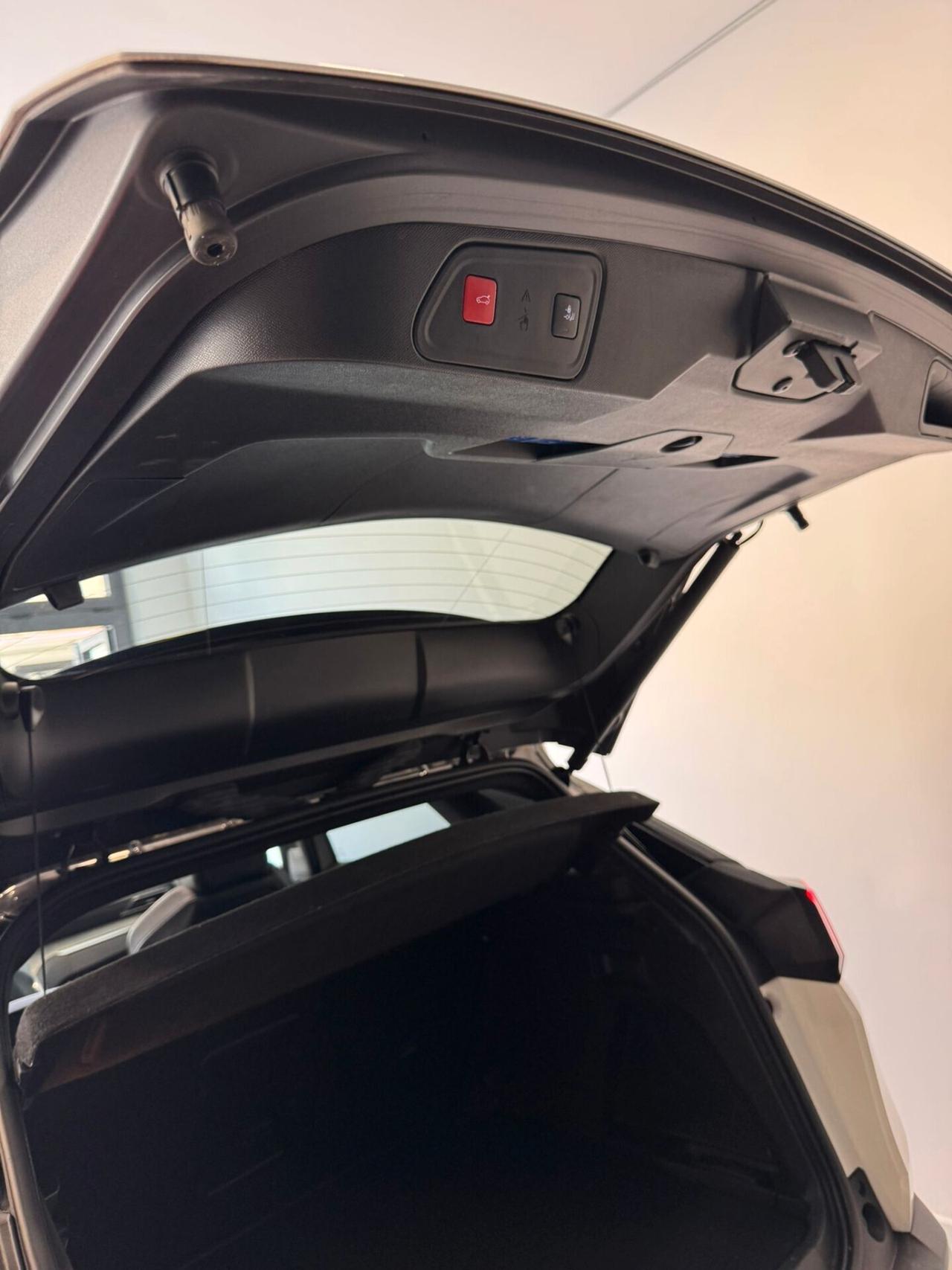 Peugeot 3008 BlueHDi 130 S&S EAT8 GT+TETTO APRIBILE