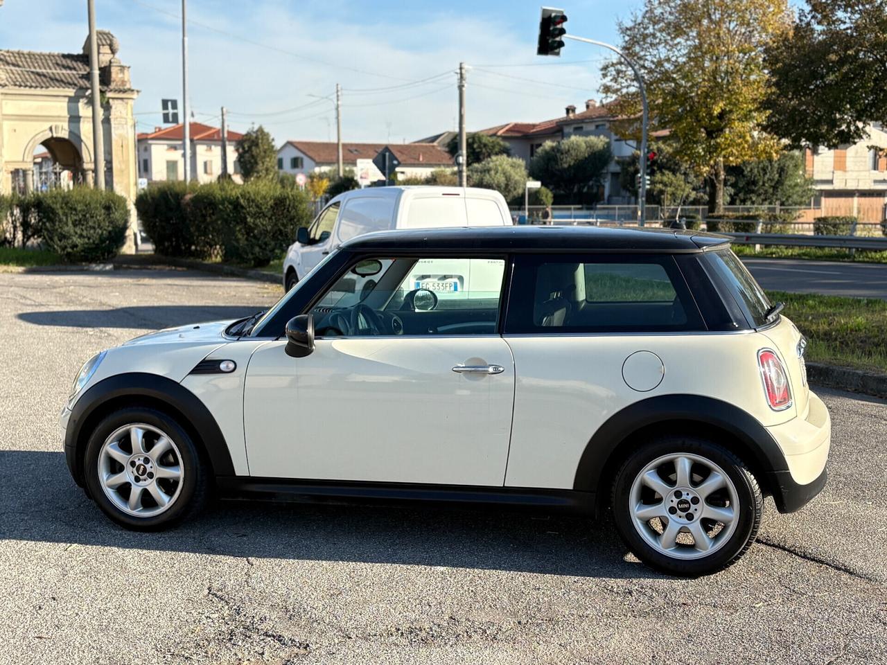 Mini 1.6 16V Cooper D NEOPATENTATI