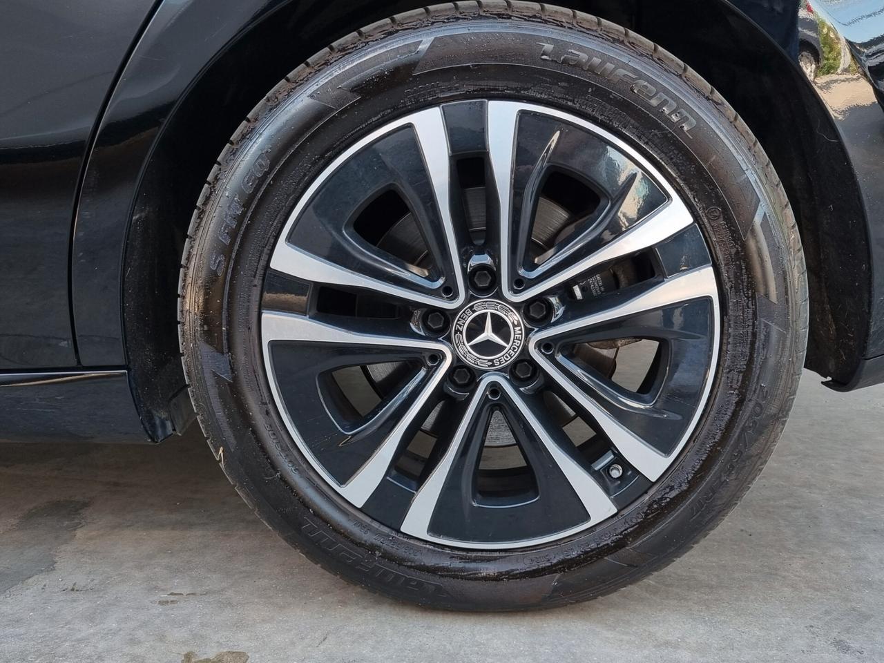 Mercedes CLA Sh.Brake - TETTO APRIBILE