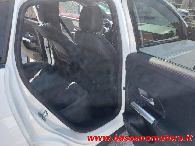 MERCEDES-BENZ GLA 200 Automatic AMG Line Premium