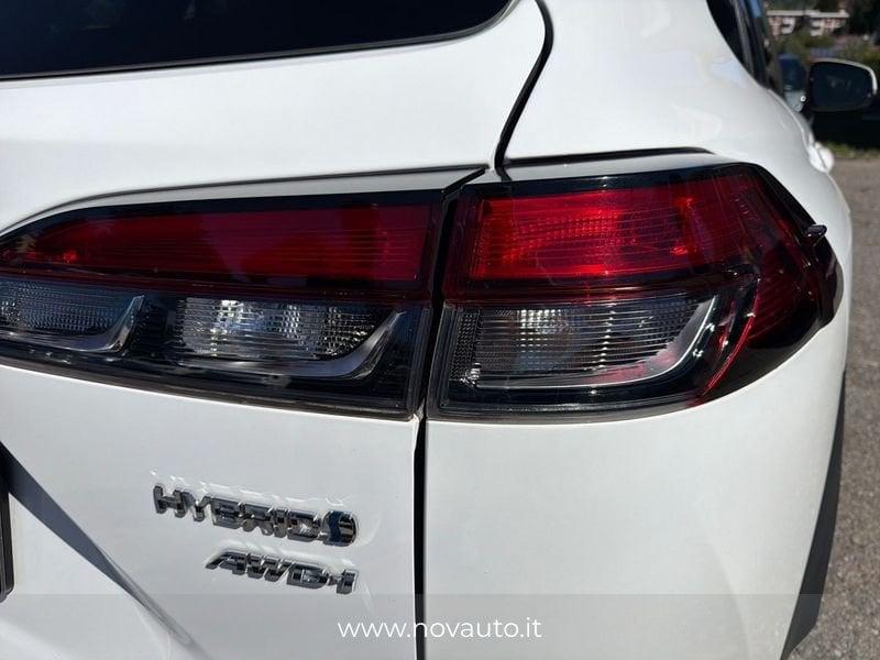 Toyota Corolla Cross 2.0H (197 CV) E-CVT Lounge Light 4WD