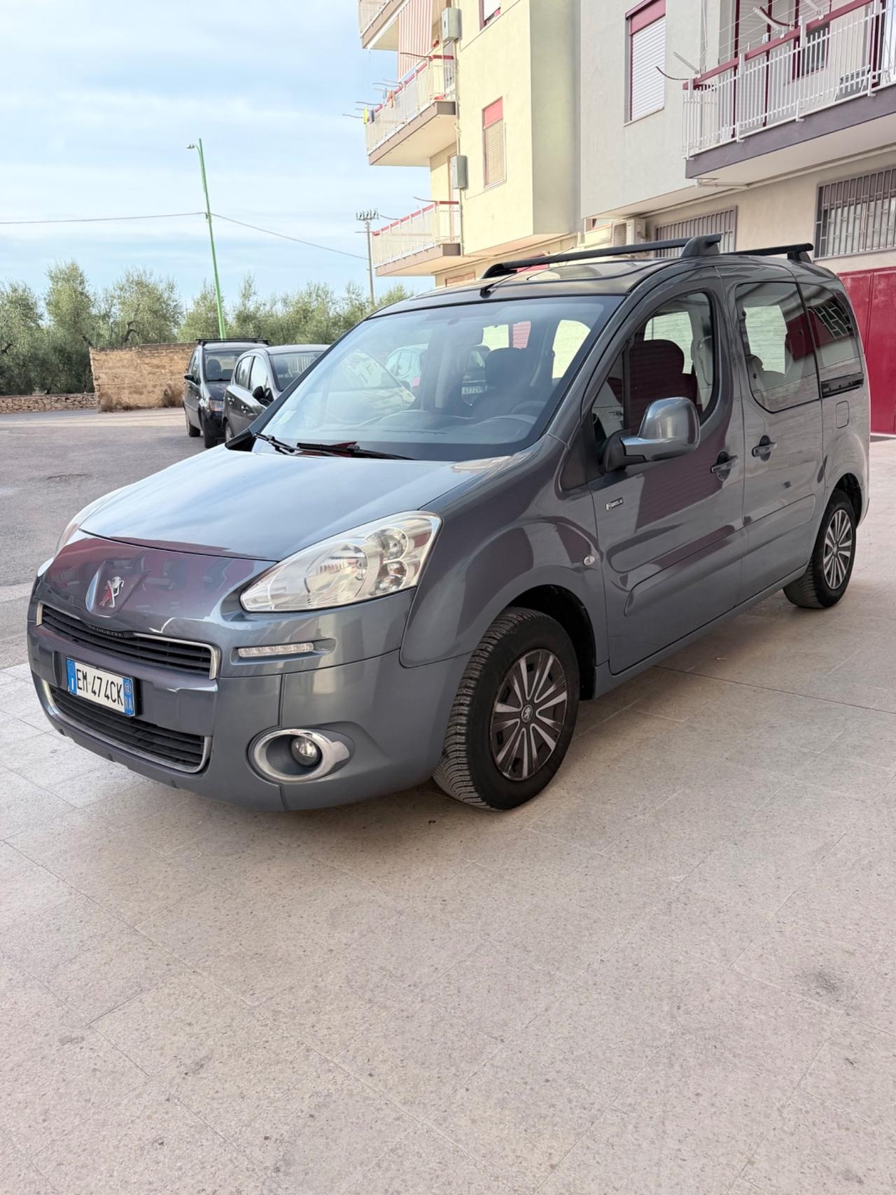 Peugeot Partner Tepee 1.6 HDi 92CV Outdoor