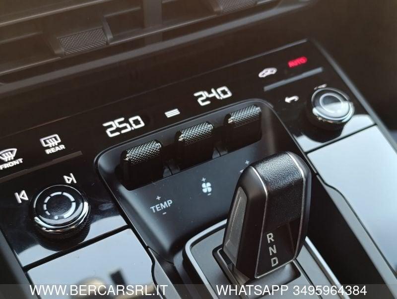 Porsche 911 Carrera 4 GTS