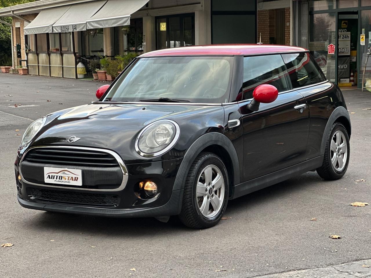 MINI Cooper 1.2BENZINA 136 HP 2015