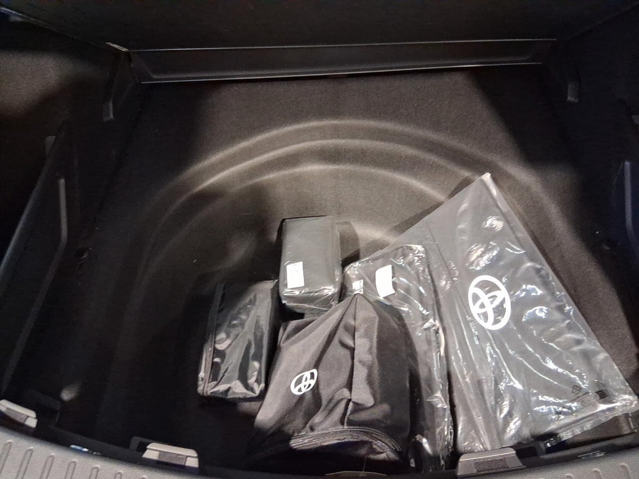 Toyota Corolla GR SPORT 1.8 Hybrid Touring Sports 122cv