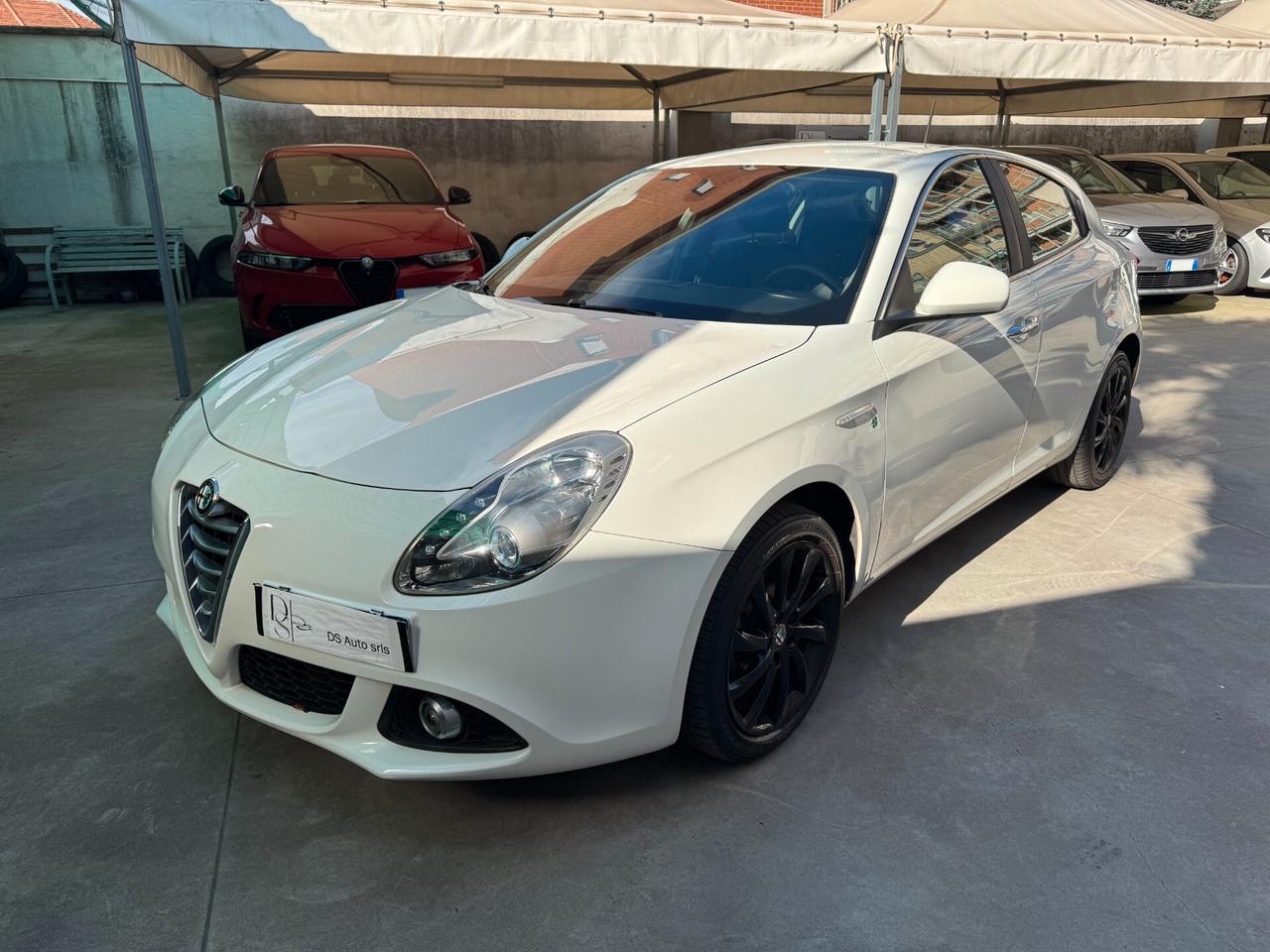 Alfa Romeo Giulietta 1.6 JTDm-2 105 CV Distinctive