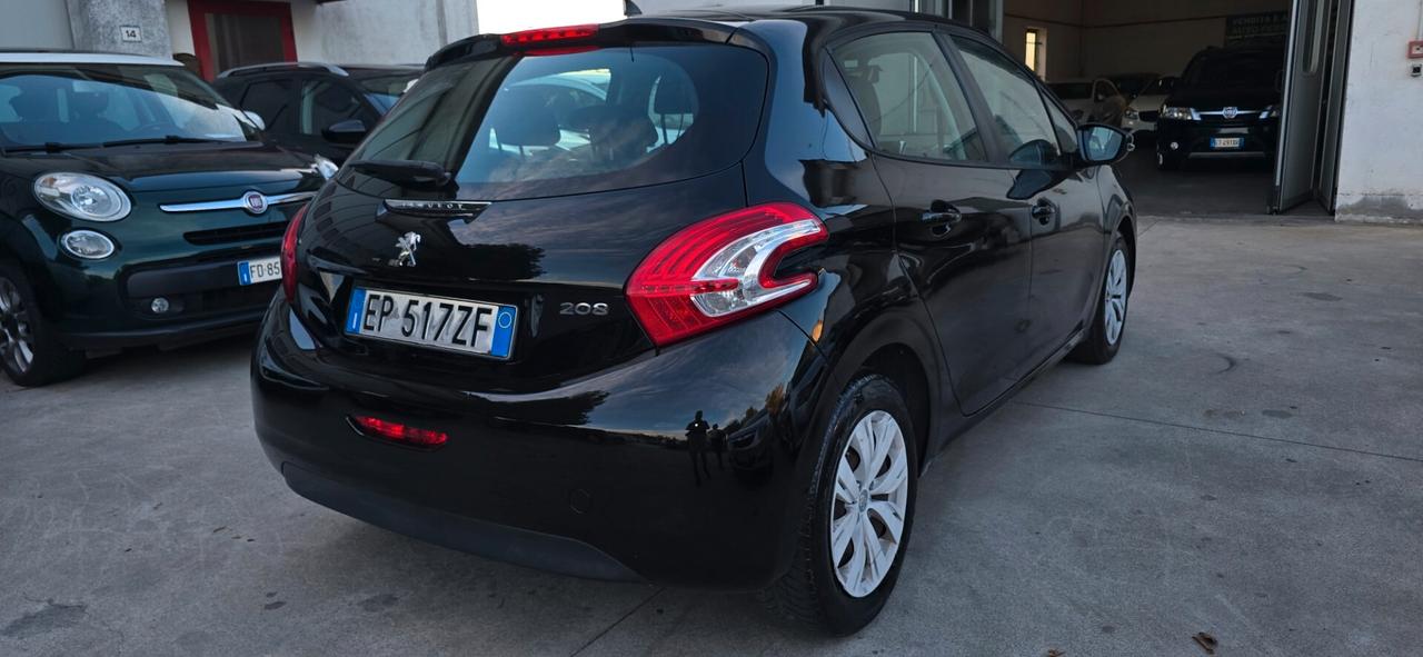Peugeot 208 1.4 HDi 68 CV 5 porte Active