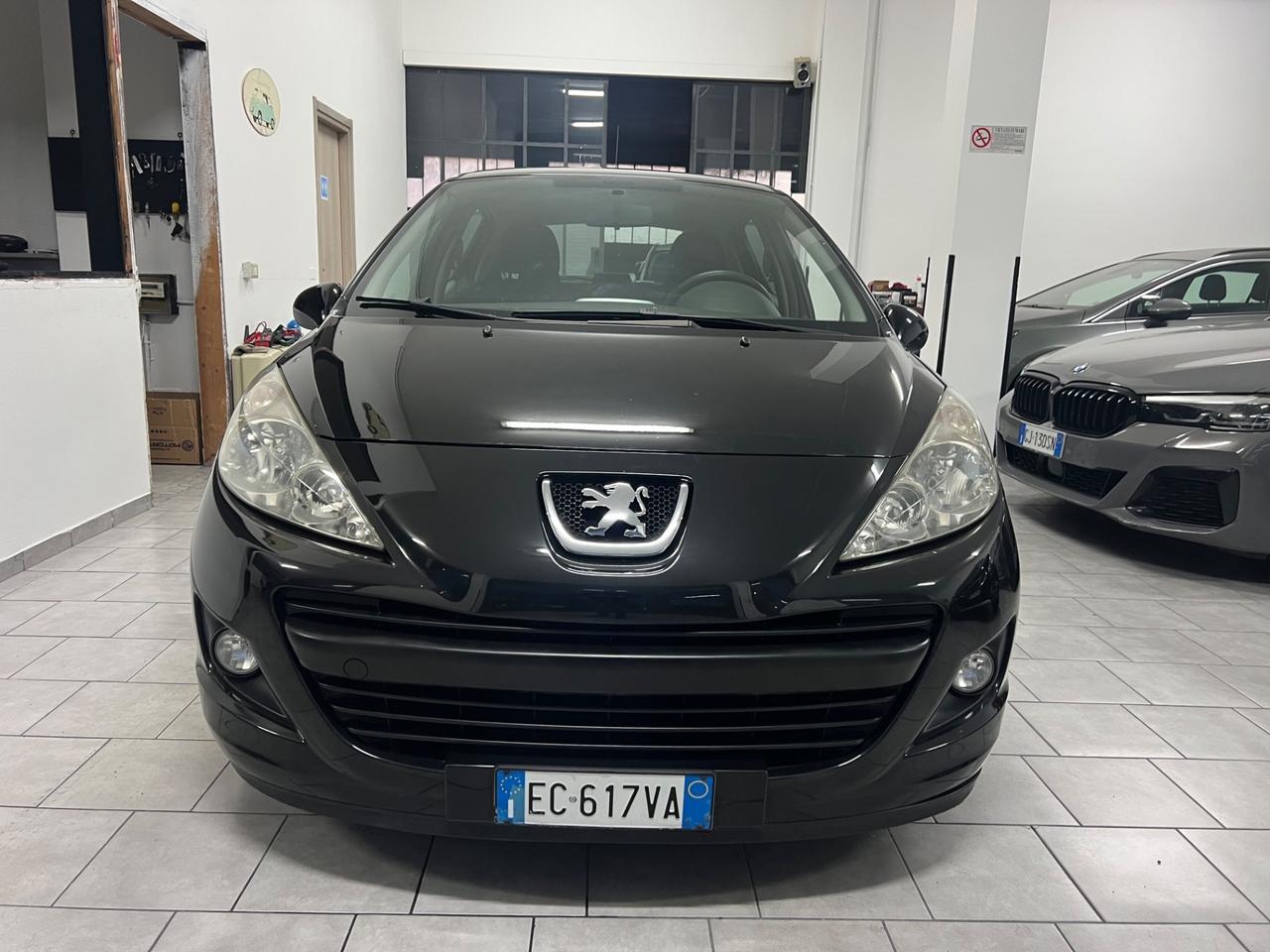 Peugeot 207 1.4 8V 75CV 5p. X Line