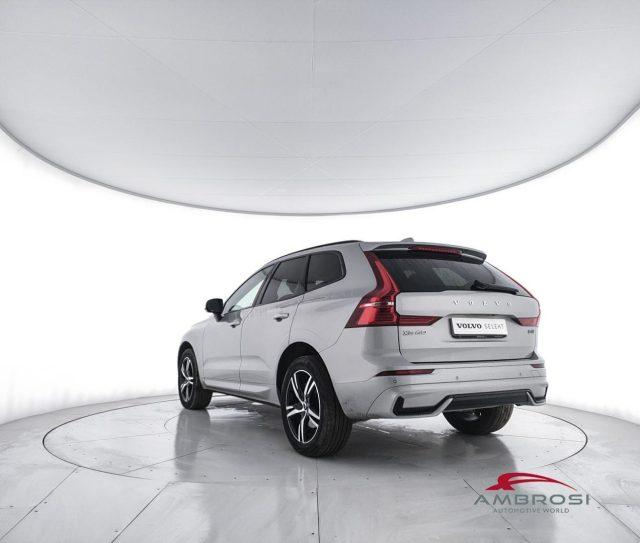 VOLVO XC60 B4 (d) AWD Geartronic R-design